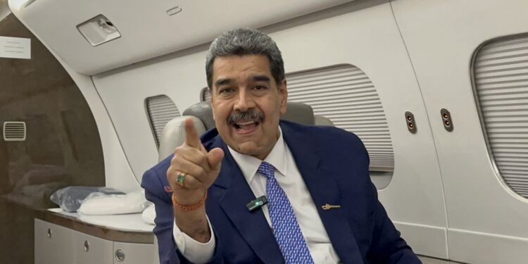 Estados Unidos confisca el avión oficial de Nicolás Maduro