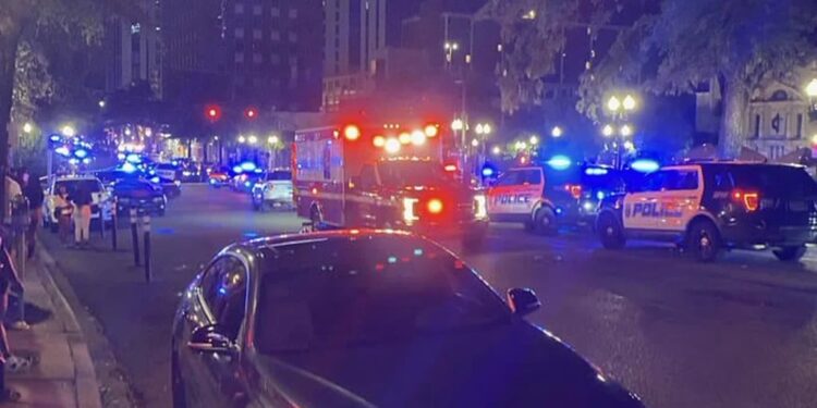 Al menos tres muertos y más de 20 heridos durante tiroteo en Alabama