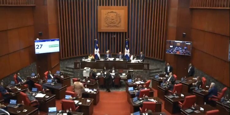 Aprueban en 2 lectura el proyecto de reforma constitucional