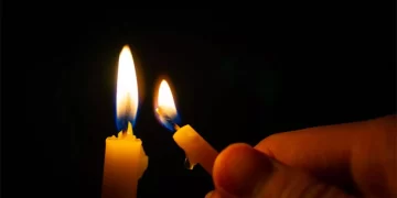 Gobierno de Ecuador pide a empresas privadas generar electricidad ante crisis