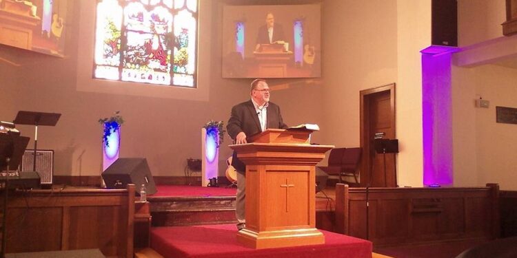 Misionero estadounidense Kevin Moehn realiza varios encuentros evangelísticos