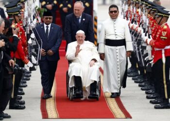 El papa Francisco llegó a Indonesia para comenzar su gira por Asia y Oceanía