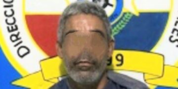 Policía apresa en Barahona a hombre buscado por estafa desde 2022 en Santiago