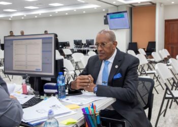 Contralor Félix Santana actualiza su declaración jurada ante la Cámara de Cuentas