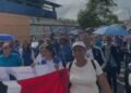 Profesores protestan tras cancelación de tres docentes en San Francisco de Macorís