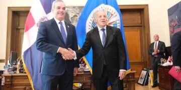 Almagro y Abinader condenaron a la dictadura de Maduro por la represión ilegal y la crisis que agrava la pobreza en Venezuela