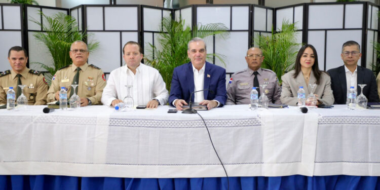 Presidente Abinader encabeza reunión de seguimiento al Plan de Seguridad Ciudadana