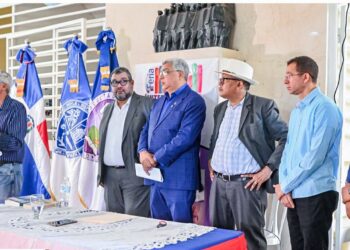 Escuela de Filosofía de la UASD llama a reflexionar sobre el cambio climático y la necesidad de una ética ecológica