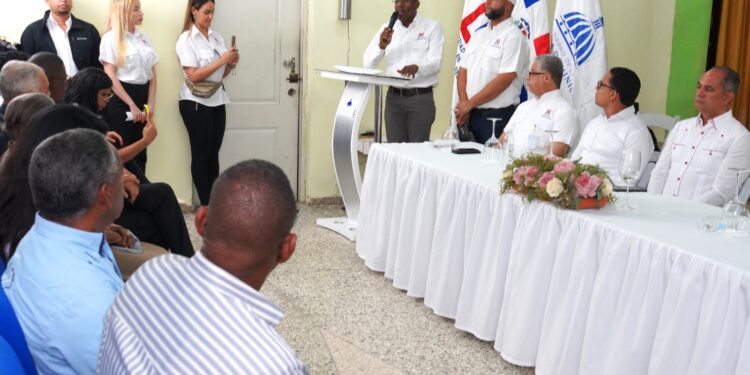 Gobierno inicia proceso de titulación en el sector San Miguel, DN