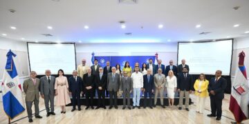 Tribunal Constitucional presenta programa de educación continua para servidores jurisdiccionales