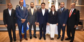 CAASD y ADOU delinean el futuro del agua en encuentro por la sostenibilidad.