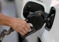 4 combustibles bajan de precio, principales se mantienen iguales para la semana del 14 al 20 septiembre 