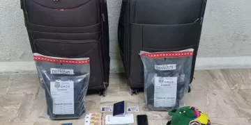 Atrapan haitiano con más de cinco kilos presumiblemente cocaína en Punta Cana