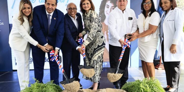 Dan inicio a los trabajos de construcción Unidad de Quemados en Hospital Robert Reid