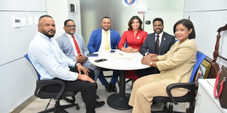 Diputada Kimberly Taveras somete el Proyecto de ley que eleva a municipio el Distrito municipal la Guayiga