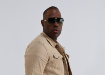 Magic Juan está nominado a los LATIN GRAMMY por su producción “Superhéroes"