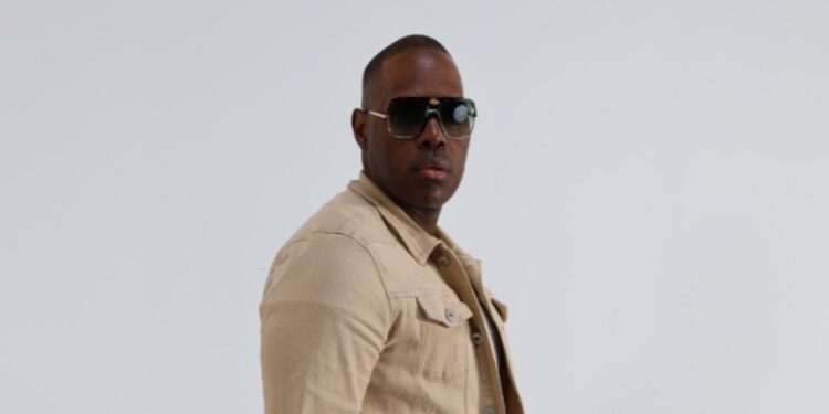 Magic Juan está nominado a los LATIN GRAMMY por su producción “Superhéroes"