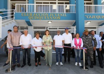 Entregan totalmente remodelado el Club Deportivo Cajuquis en SDO