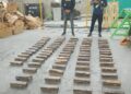 Incautan 360 láminas de presunta cocaína en carga de guineos; apresan 3 hombres en puerto manzanillo