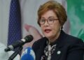 Exministra Pimentel explica que no aceptó ni pagó útiles escolares de mala calidad