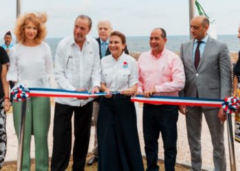 Alcaldía del Distrito Nacional y Embajada de Guatemala inauguran la Plaza República de Guatemala