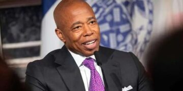 Acusan de delitos federales a Eric Adams, alcalde de Nueva York