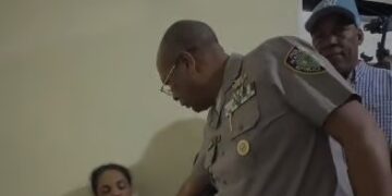 Director General de la PN expresa condolencias a familiares del joven fallecido tras incidente con agente policial