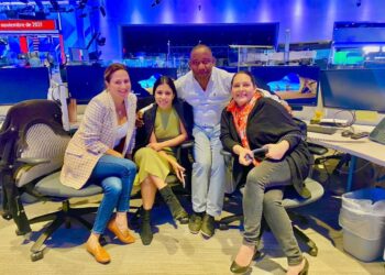 Ramón Carmona recibe Premio Emmy por su destacada labor en Noticiero Univisión