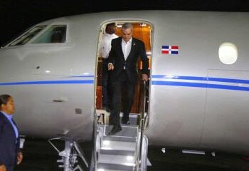 Presidente Abinader llega a RD tras participar en 79º período de sesiones de la Asamblea General de la ONU