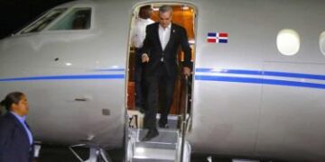 Presidente Abinader llega a RD tras participar en 79º período de sesiones de la Asamblea General de la ONU