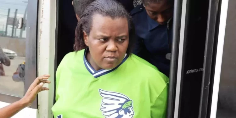 Realizan evaluación psiquiátrica a Ana Josefa García Cuello, acusada de decapitar su hija