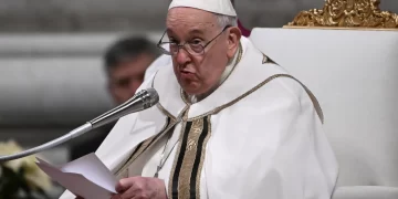 Papa Francisco pide un alto el fuego en Líbano y condena los efectos devastadores sobre población