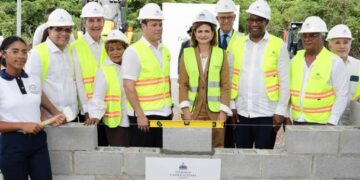 Dejan iniciados los trabajos del Centro Universitario UASD-SDE