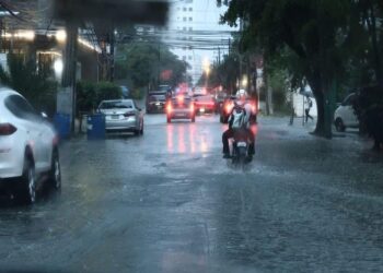Onda tropical se aleja del país; las lluvias disminuirán