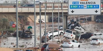 Al menos 104 muertos y tres mil rescatados tras inundaciones en España por la Dana