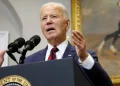 Biden pide perdón por atrocidades cometidas en internados para niños indígenas