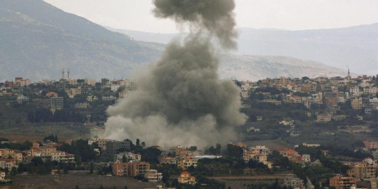 Al menos 8 muertos en bombardeo israelí contra localidad libanesa de Safarand