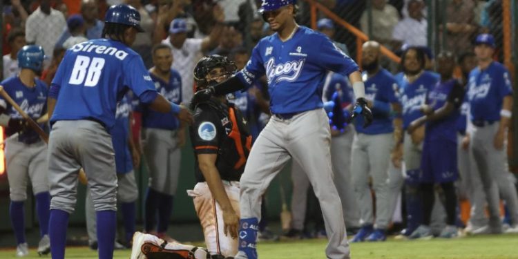 El Licey llegó a su tercer triunfo en la victoria 7-2 sobre los Toros del Este