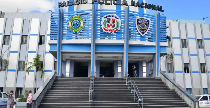 PN apresa por separado a cuatro personas y les ocupa sustancias narcóticas en Baní