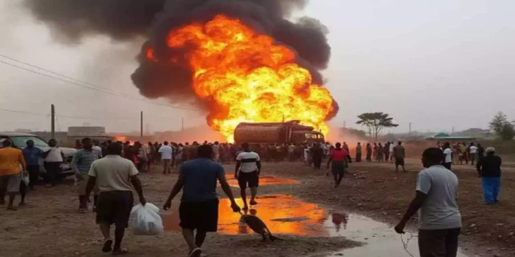 Explosión de un camión cisterna deja cerca de 100 muertos en Nigeria