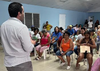 Diputado Charlie Mariotti Jr. lleva discusión sobre reforma a comunidades del DN