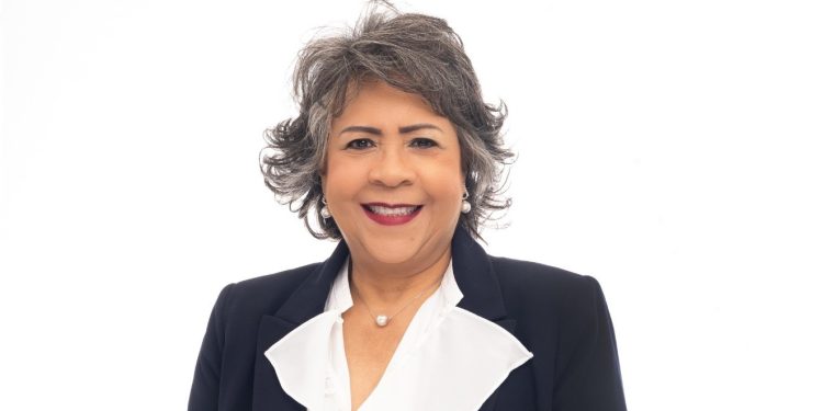 Vanahí Bello Dotel presenta candidatura a la presidencia JCE