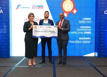 Pro-Competencia cierra Semana de la Competencia con premiación concurso "Escribiendo por la Competencia"