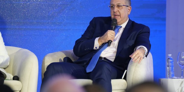 Magín Díaz: “No hay evidencia de que ha habido una gran lucha contra la evasión fiscal”