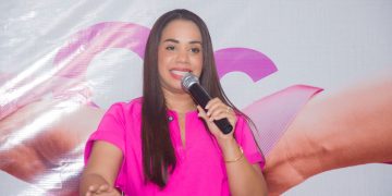 Alcaldía SDN realiza charla de concientización y prevención contra el cáncer de mama