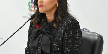 Elección nueva JCE: Penélope Taveras presenta propuesta para modernizar el Estado Civil y apuesta por el voto electrónico