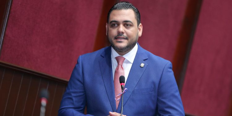 Jorge Tavárez: La evasión fiscal y la reducción del gasto público son claves para evitar una reforma fiscal