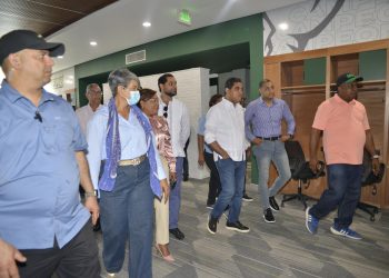 Ministro de Deportes supervisa remodelación en el Tetelo Vargas