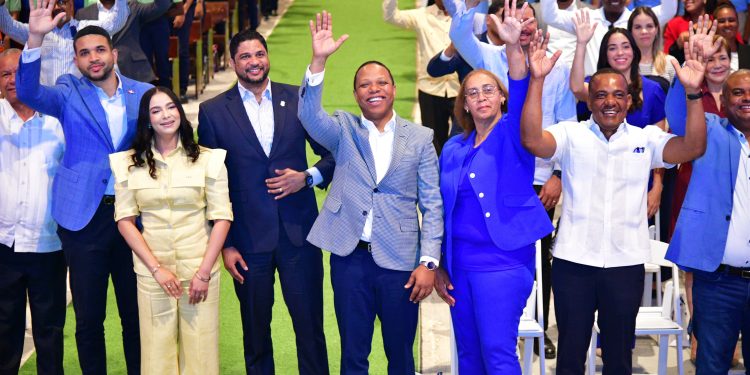 Senador Gustavo Lara Salazar da inicio al "Programa de Labor Social y Promoción de Cultura Ciudadana"