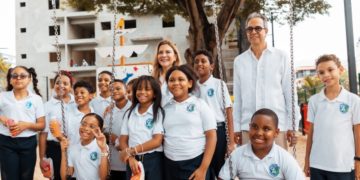 Banco Popular y Alcaldía del Distrito Nacional entregan remozado parque Buenos Aires del Mirador